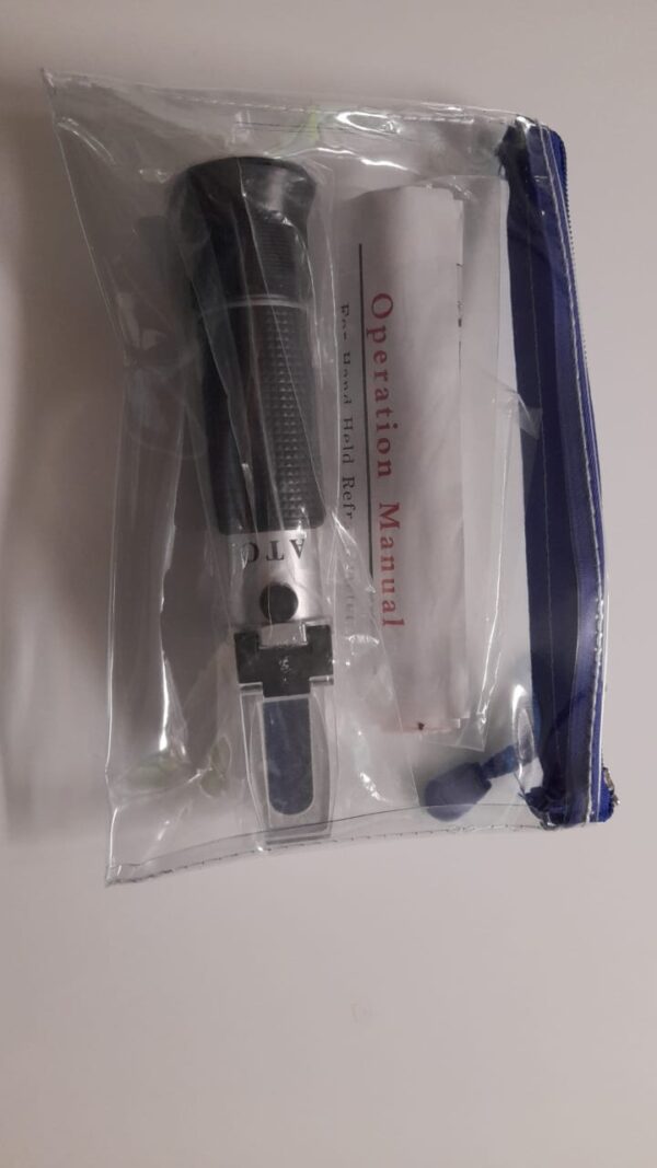 Brix 32% refractometer in zipper bag